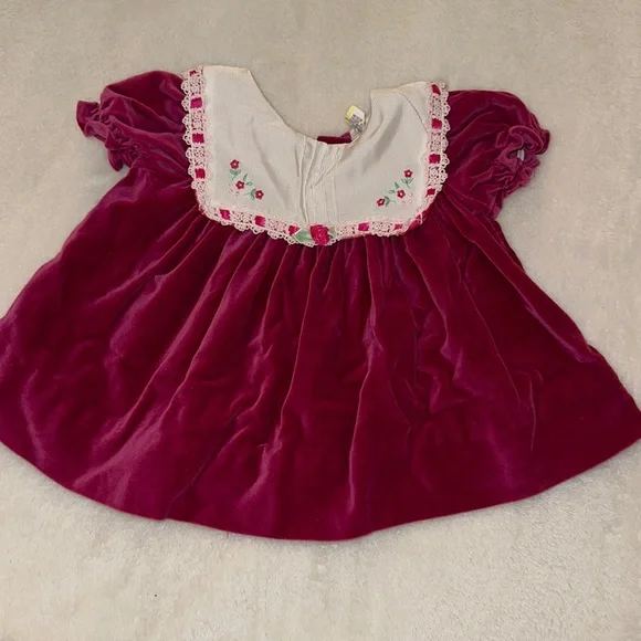 Vintage Girls Velvet Dress with Collar | Color: Pink/White | Size: 3-6mb | Amabry20'S Closet